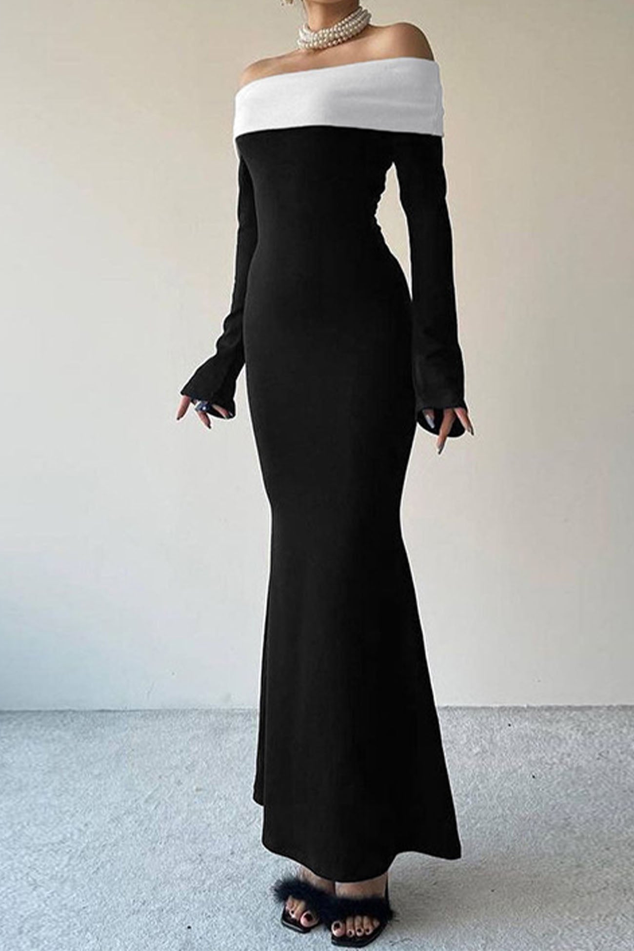 TastyHottie - Contrast Off Shoulder Maxi Dress