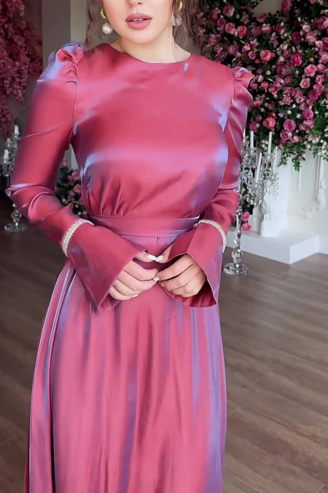 TastyHottie - Glitter Glazed Satin Puff Sleeve Midi Dress