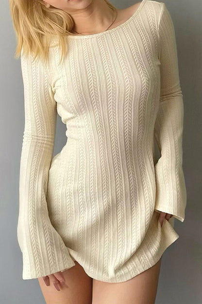 TastyHottie - Long Flares Sleeve Backless Cable Knit Dress