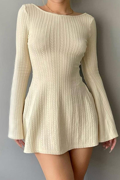 TastyHottie - Long Flares Sleeve Backless Cable Knit Dress