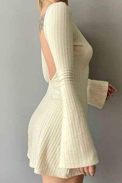 TastyHottie - Long Flares Sleeve Backless Cable Knit Dress