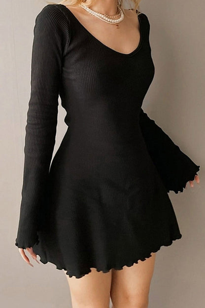 TastyHottie - Round Neck Long Sleeve Lacework Hem Dress