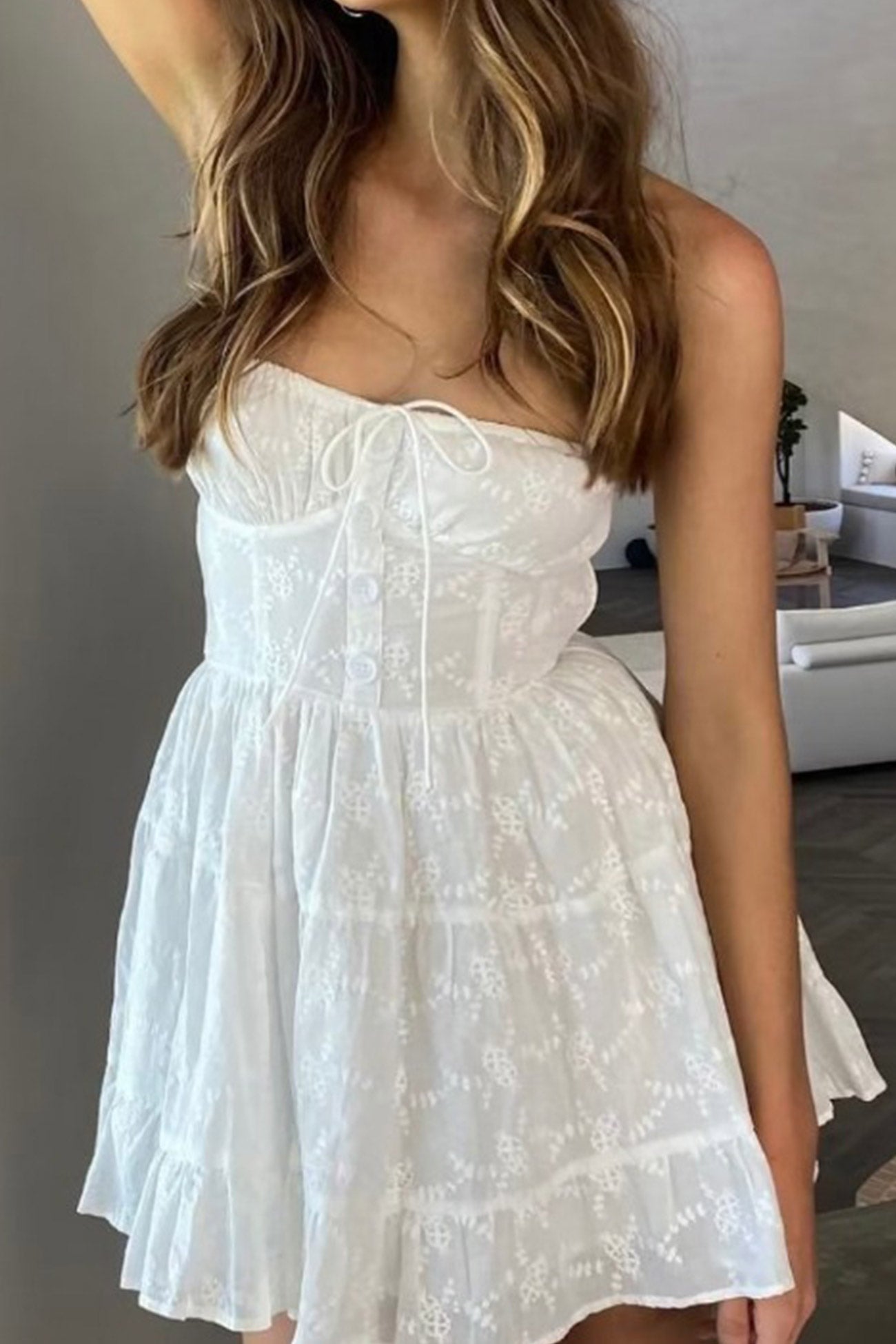 TastyHottie - White Lace Tie-up Strapless Tiered Dress